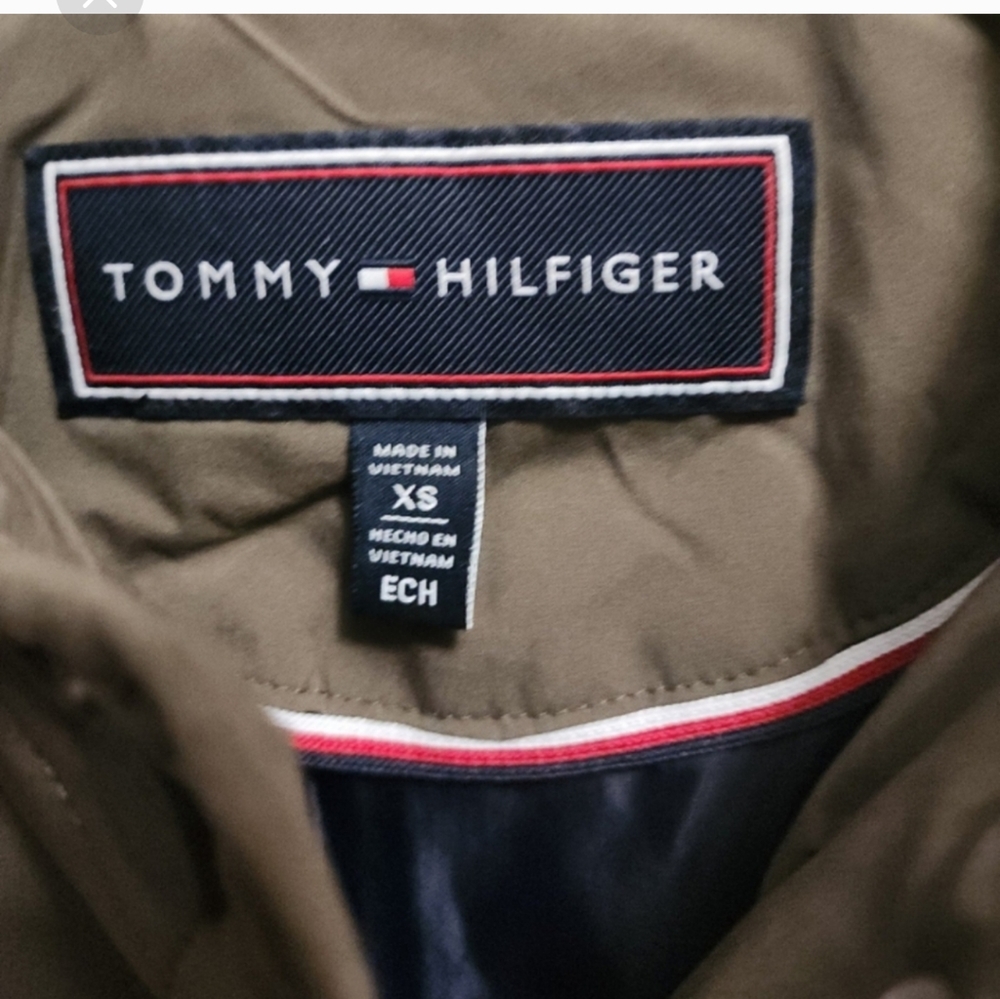 Tommy Hilfiger Ladies' Quilted Jacket NWT - Picture 4 of 5